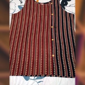 Sleeveless shirts