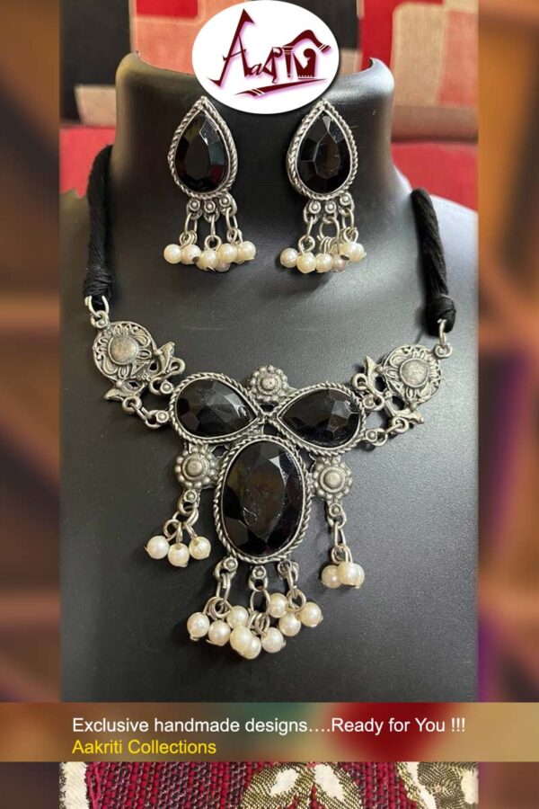 Stone Choker